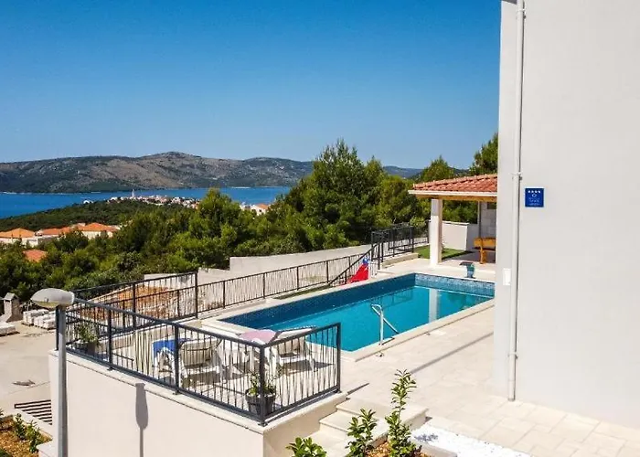 Hills Villa *